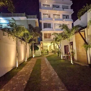 Guest house Marine At Near Airport