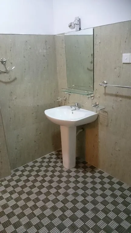 Roel Rest Hotel Negombo Guest house